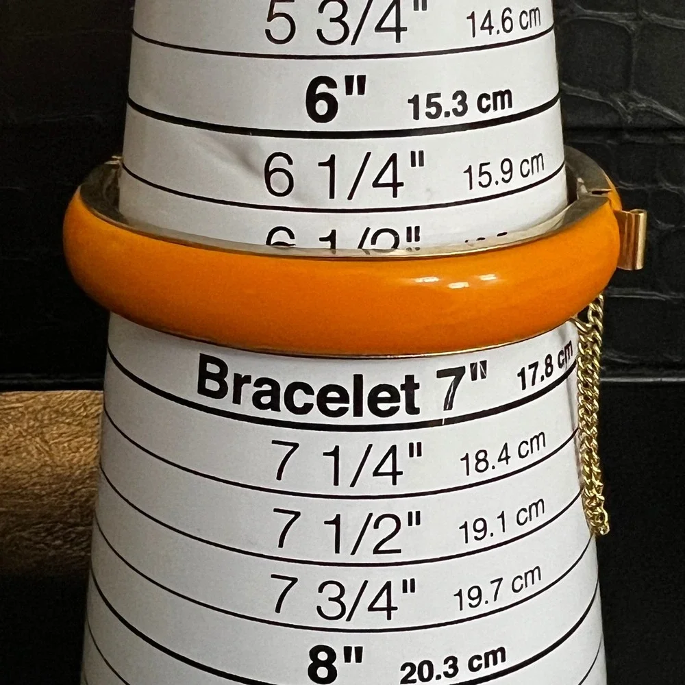 Vintage Orange Enamel Gold Tone Hinged Bangle Bracelet Size 7 Retro Mod